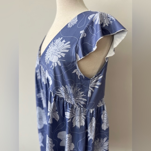 Blue floral flutter sleeve empire waist dress - size M - Picture 5 of 8